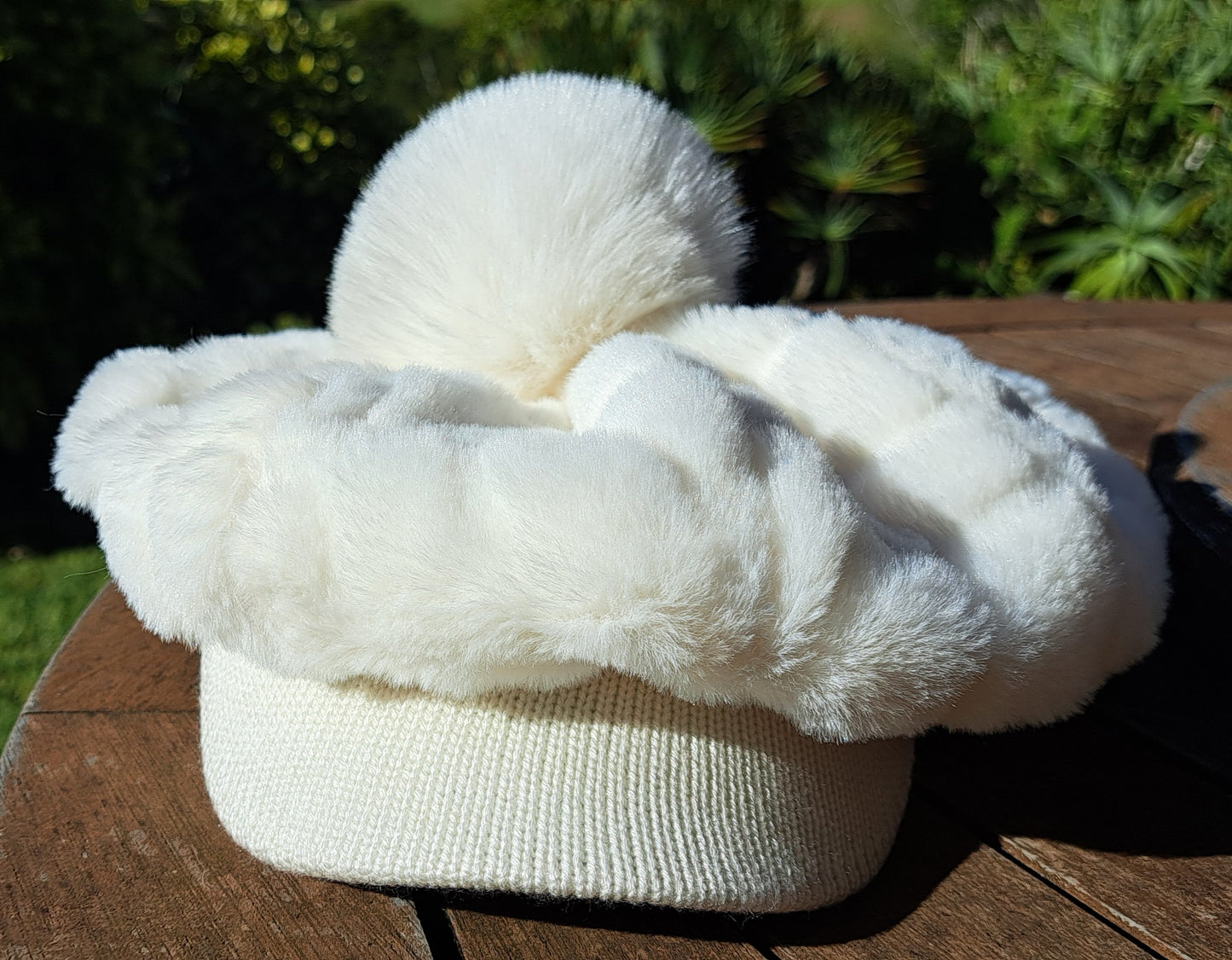 Cable Knit Pompom Hat
