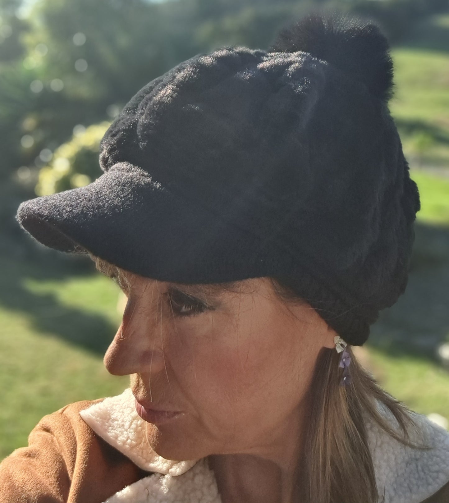 Cable Knit Pompom Hat