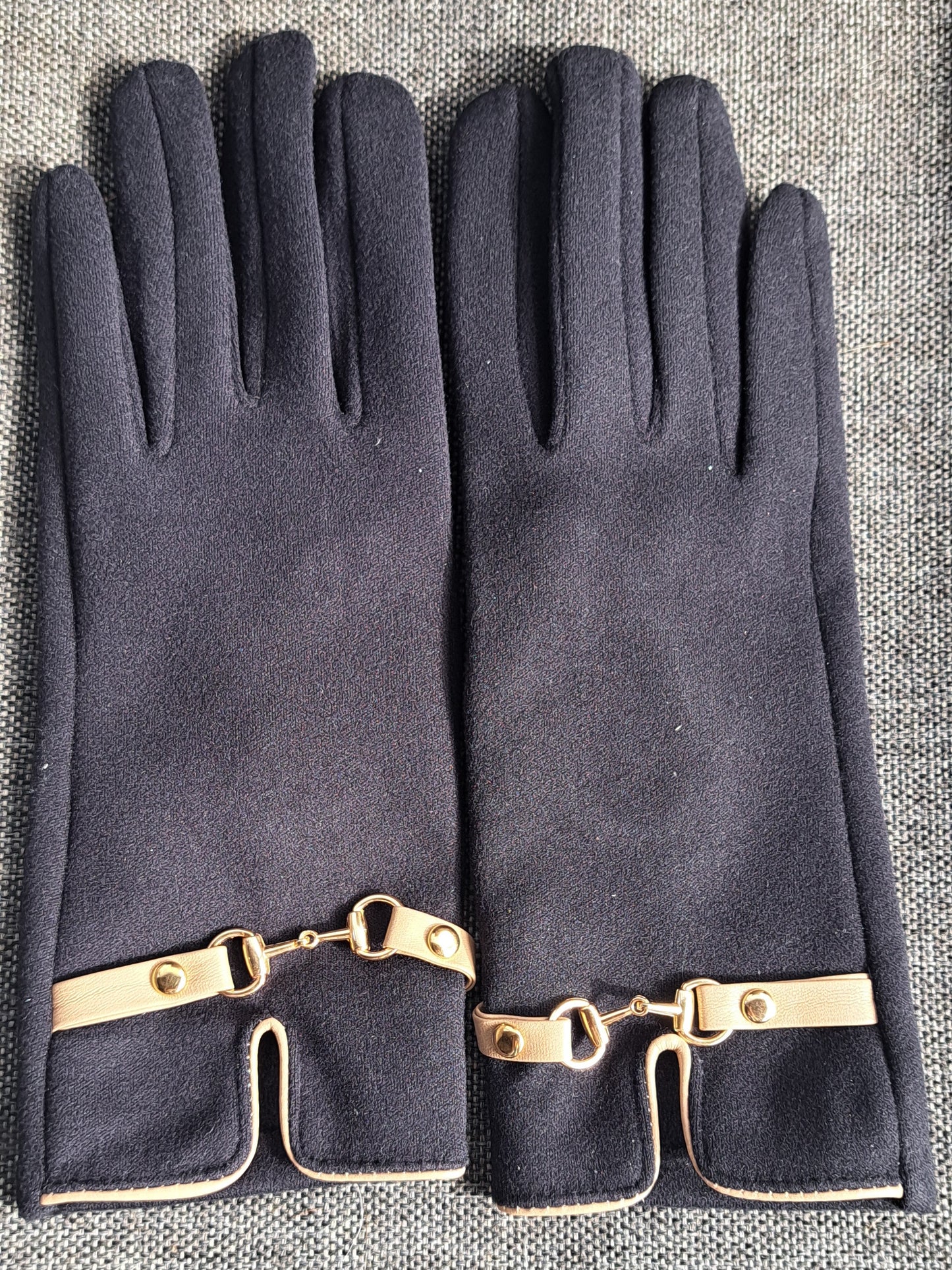 Snaffle Bit Gloves