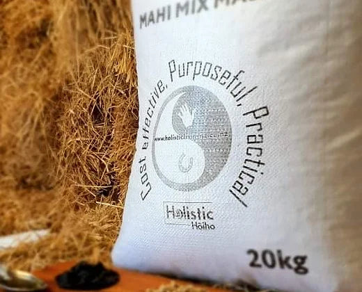 Holistic Hoiho 'Feed Up' Bundle